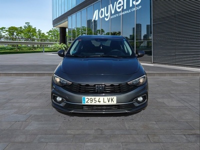 Fiat Tipo 1.6 Multijet Diesel Life 96 kW (130 CV) 2 Fiat Tipo 1.6 Multijet Diesel Life 96 kW (130 CV) 2
