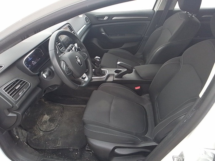 Renault Megane Sport Tourer Business Blue dCi 85 kW (115 CV) Vehículo usado en Madrid Renault Megane Sport Tourer Business Blue dCi 85 kW (115 CV) Vehículo usado en Madrid