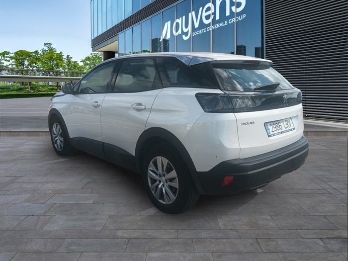 Peugeot 3008 BlueHDi 130 S&S Active Pack 96 kW (130 CV) Vehículo usado en Madrid Peugeot 3008 BlueHDi 130 S&S Active Pack 96 kW (130 CV) Vehículo usado en Madrid