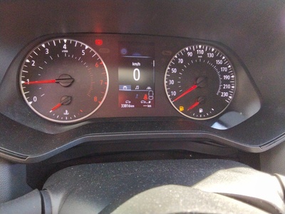 Renault Clio Business SCe 48 kW (65 CV) 8 Renault Clio Business SCe 48 kW (65 CV) 8