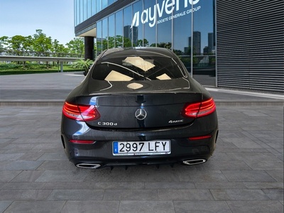 Mercedes-Benz Clase C C Coupe 300 d 4Matic 180 kW (245 CV) 5 Mercedes-Benz Clase C C Coupe 300 d 4Matic 180 kW (245 CV) 5