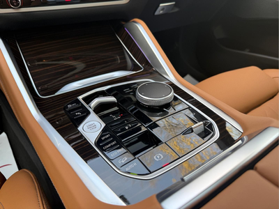 BMW X6 xDrive40i M Sport 280 kW (381 CV) 13 BMW X6 xDrive40i M Sport 280 kW (381 CV) 13