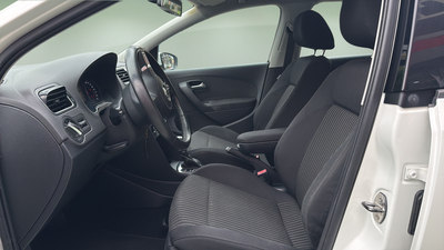 Volkswagen Polo Sport by R-Line 1.6 TDI 66 kW (90 CV) DSG 12 Volkswagen Polo Sport by R-Line 1.6 TDI 66 kW (90 CV) DSG 12