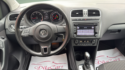 Volkswagen Polo Sport by R-Line 1.6 TDI 66 kW (90 CV) DSG 18 Volkswagen Polo Sport by R-Line 1.6 TDI 66 kW (90 CV) DSG 18