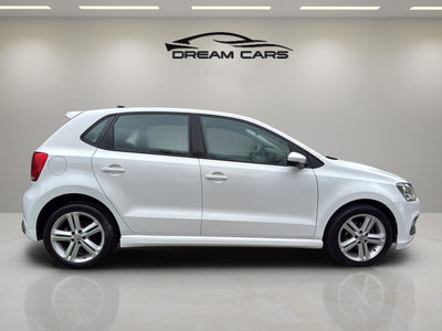 Volkswagen Polo Sport by R-Line 1.6 TDI 66 kW (90 CV) DSG 8 Volkswagen Polo Sport by R-Line 1.6 TDI 66 kW (90 CV) DSG 8