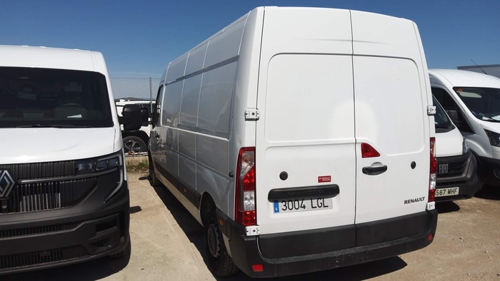 Renault Master Furgon L3H2 3500 Energy RS Blue dCi 107 kW (145 CV) Vehículo usado en Madrid Renault Master Furgon L3H2 3500 Energy RS Blue dCi 107 kW (145 CV) Vehículo usado en Madrid