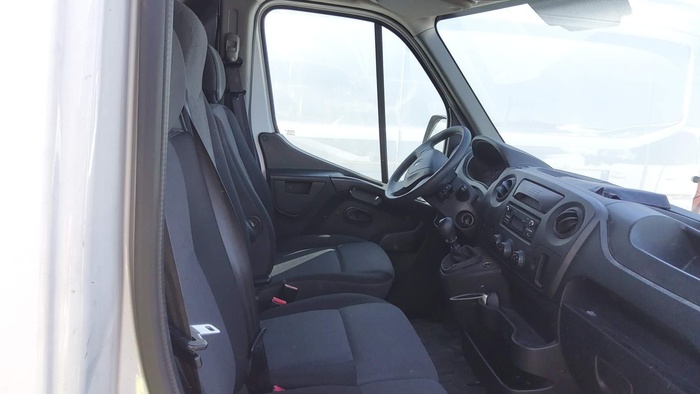 Renault Master Furgon L3H2 3500 Energy RS Blue dCi 107 kW (145 CV) Vehículo usado en Madrid Renault Master Furgon L3H2 3500 Energy RS Blue dCi 107 kW (145 CV) Vehículo usado en Madrid