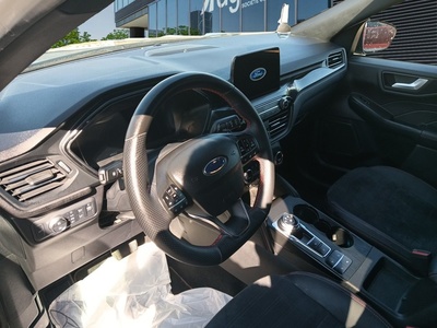 Ford Kuga 1.5 EcoBlue ST-Line X Auto 88 kW (120 CV) 7 Ford Kuga 1.5 EcoBlue ST-Line X Auto 88 kW (120 CV) 7