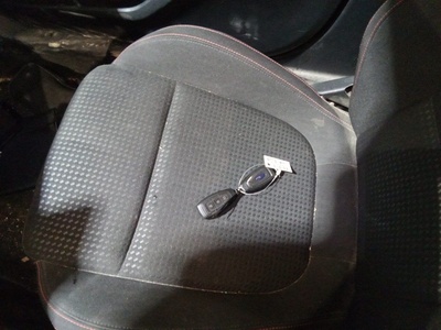 Ford Focus 1.0 Ecoboost MHEV ST-Line 92 kW (125 CV) 10 Ford Focus 1.0 Ecoboost MHEV ST-Line 92 kW (125 CV) 10