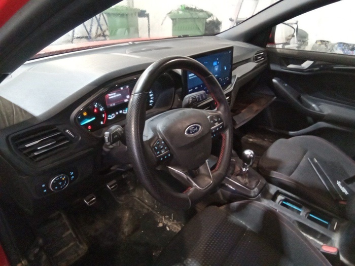 Ford Focus 1.0 Ecoboost MHEV ST-Line 92 kW (125 CV) Vehículo usado en Madrid Ford Focus 1.0 Ecoboost MHEV ST-Line 92 kW (125 CV) Vehículo usado en Madrid