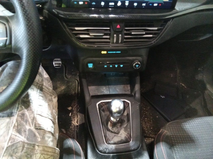 Ford Focus 1.0 Ecoboost MHEV ST-Line 92 kW (125 CV) Vehículo usado en Madrid Ford Focus 1.0 Ecoboost MHEV ST-Line 92 kW (125 CV) Vehículo usado en Madrid