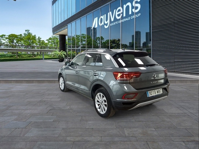 Volkswagen T-Roc Life 2.0 TDI 85 kW (115 CV) Vehículo usado en Madrid Volkswagen T-Roc Life 2.0 TDI 85 kW (115 CV) Vehículo usado en Madrid