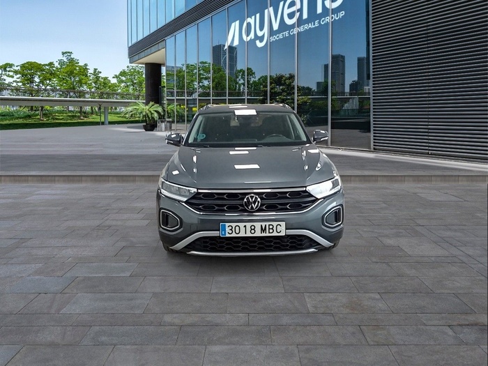 Volkswagen T-Roc Life 2.0 TDI 85 kW (115 CV) Vehículo usado en Madrid Volkswagen T-Roc Life 2.0 TDI 85 kW (115 CV) Vehículo usado en Madrid