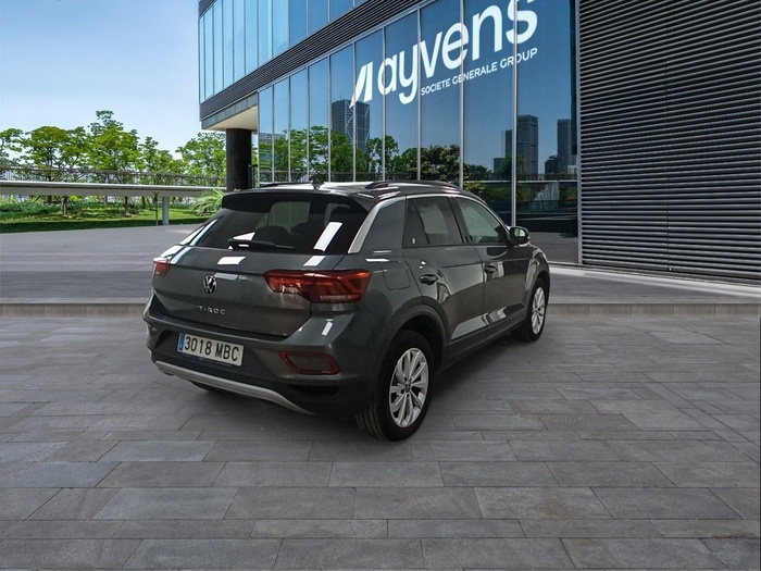 Volkswagen T-Roc Life 2.0 TDI 85 kW (115 CV) Vehículo usado en Madrid Volkswagen T-Roc Life 2.0 TDI 85 kW (115 CV) Vehículo usado en Madrid