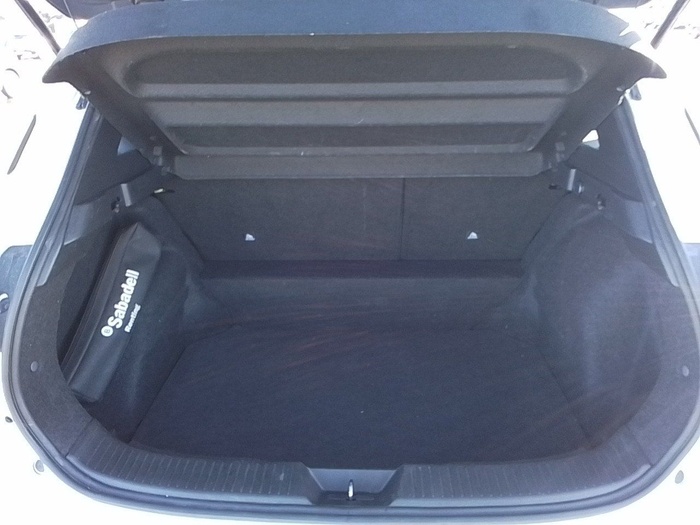 Nissan Qashqai DIG-T 158 mHEV Acenta Xtronic 116 kW (158 CV) Vehículo usado en Madrid Nissan Qashqai DIG-T 158 mHEV Acenta Xtronic 116 kW (158 CV) Vehículo usado en Madrid