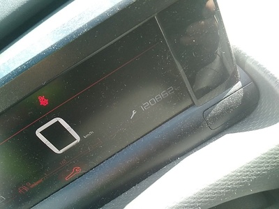 Citroen C4 Cactus BlueHDi 100 S&S Feel 73 kW (99 CV) 8 Citroen C4 Cactus BlueHDi 100 S&S Feel 73 kW (99 CV) 8