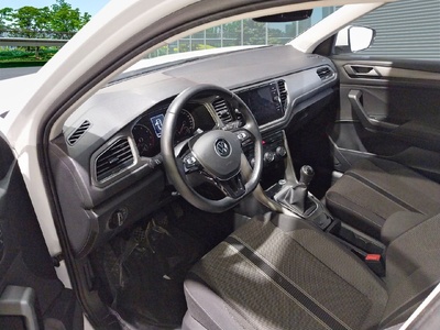 Volkswagen T-Roc Advance R-Line 1.0 TSI 81 kW (110 CV) 7 Volkswagen T-Roc Advance R-Line 1.0 TSI 81 kW (110 CV) 7