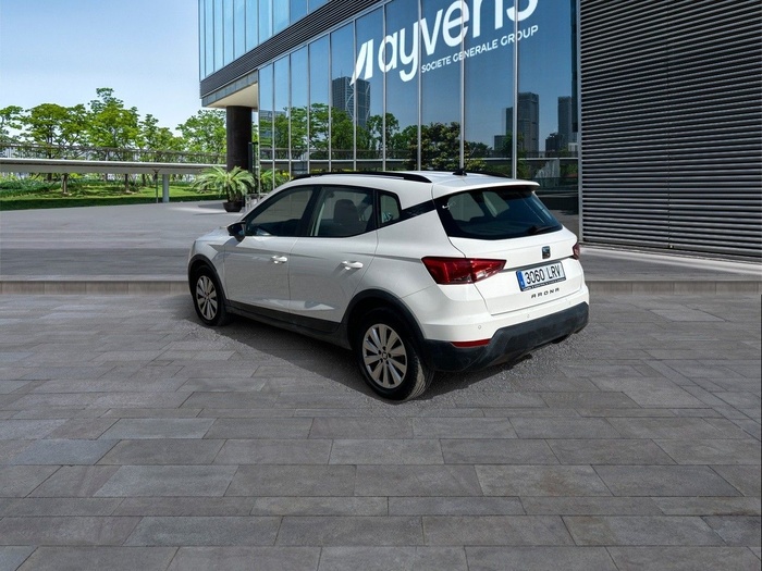 SEAT Arona 1.0 TSI Style Go2 81 kW (110 CV) Vehículo usado en Madrid SEAT Arona 1.0 TSI Style Go2 81 kW (110 CV) Vehículo usado en Madrid