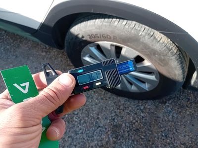 SEAT Arona 1.0 TSI Style Go Eco 85 kW (115 CV) 13 SEAT Arona 1.0 TSI Style Go Eco 85 kW (115 CV) 13