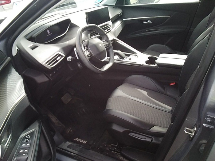 Peugeot 3008 Hybrid 225 Allure e-EAT8 165 kW (225 CV) Vehículo usado en Madrid Peugeot 3008 Hybrid 225 Allure e-EAT8 165 kW (225 CV) Vehículo usado en Madrid