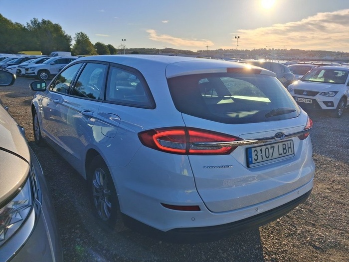 Ford Mondeo SportBreak 2.0 TDCI Trend 110 kW (150 CV) Vehículo usado en Madrid Ford Mondeo SportBreak 2.0 TDCI Trend 110 kW (150 CV) Vehículo usado en Madrid