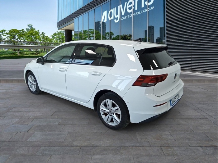 Volkswagen Golf Life 2.0 TDI 85 kW (115 CV) Vehículo usado en Madrid Volkswagen Golf Life 2.0 TDI 85 kW (115 CV) Vehículo usado en Madrid