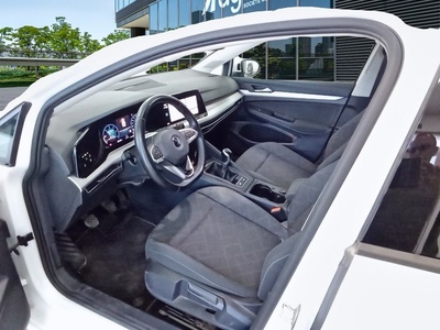 Volkswagen Golf Life 2.0 TDI 85 kW (115 CV) 7 Volkswagen Golf Life 2.0 TDI 85 kW (115 CV) 7