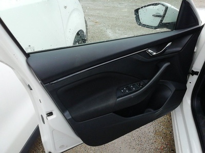 Skoda Kamiq 1.0 TSI Emotion DSG 81 kW (110 CV) 14 Skoda Kamiq 1.0 TSI Emotion DSG 81 kW (110 CV) 14