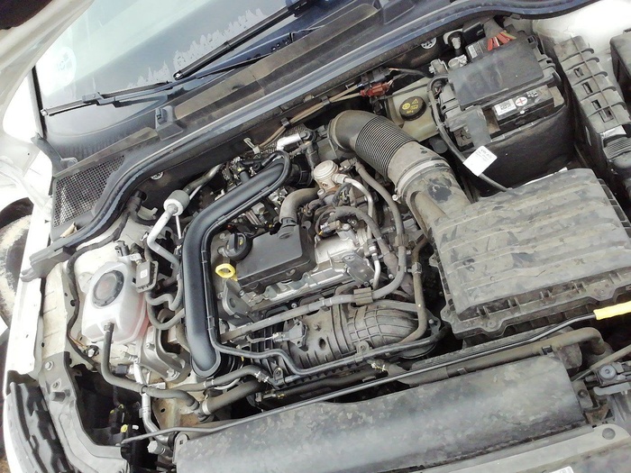 Skoda Kamiq 1.0 TSI Emotion DSG 81 kW (110 CV) Vehículo usado en Madrid Skoda Kamiq 1.0 TSI Emotion DSG 81 kW (110 CV) Vehículo usado en Madrid