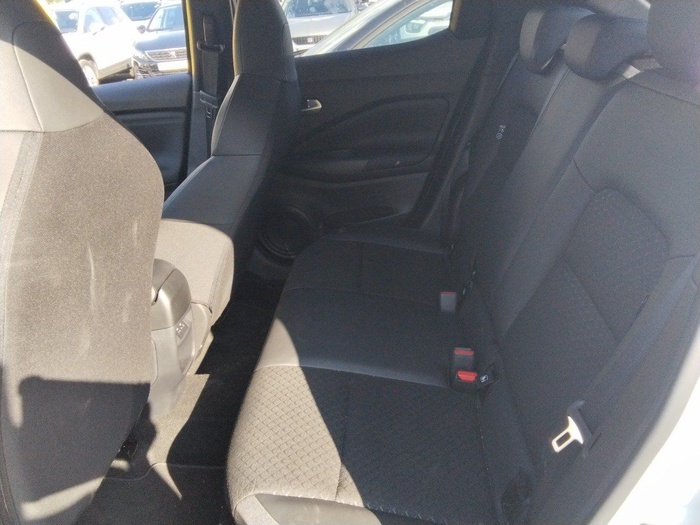 Nissan Juke 1.6 Hybrid N-Connecta Auto 105 kW (143 CV) Vehículo usado en Madrid Nissan Juke 1.6 Hybrid N-Connecta Auto 105 kW (143 CV) Vehículo usado en Madrid