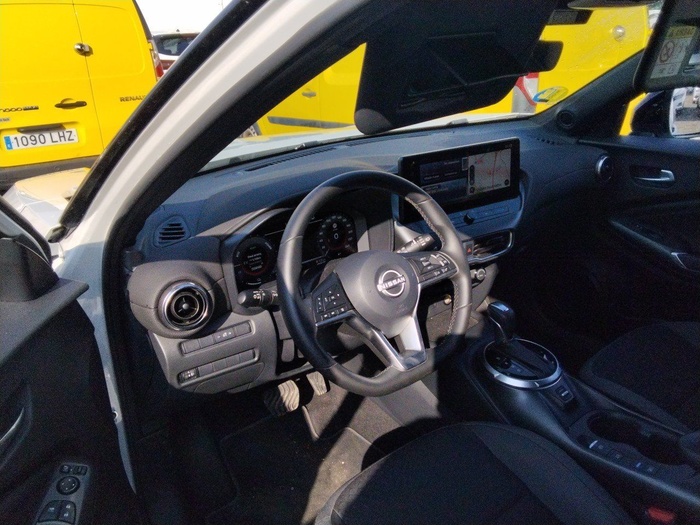 Nissan Juke 1.6 Hybrid N-Connecta Auto 105 kW (143 CV) Vehículo usado en Madrid Nissan Juke 1.6 Hybrid N-Connecta Auto 105 kW (143 CV) Vehículo usado en Madrid