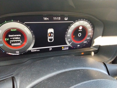 Nissan Juke 1.6 Hybrid N-Connecta Auto 105 kW (143 CV) 8 Nissan Juke 1.6 Hybrid N-Connecta Auto 105 kW (143 CV) 8