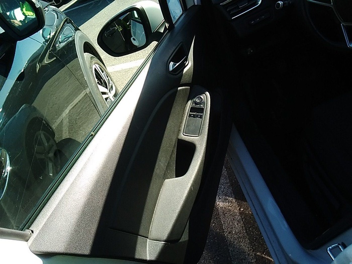 Renault Clio Intens TCe 74 kW (100 CV) GLP Vehículo usado en Madrid Renault Clio Intens TCe 74 kW (100 CV) GLP Vehículo usado en Madrid