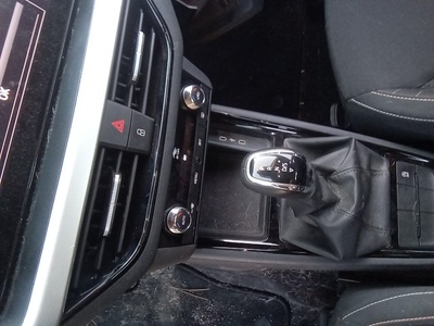 Skoda Kamiq 1.0 TSI Ambition DSG 81 kW (110 CV) 13 Skoda Kamiq 1.0 TSI Ambition DSG 81 kW (110 CV) 13