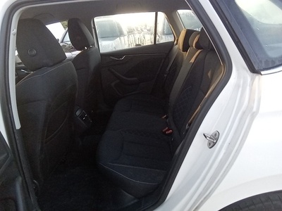 Skoda Kamiq 1.0 TSI Ambition DSG 81 kW (110 CV) 9 Skoda Kamiq 1.0 TSI Ambition DSG 81 kW (110 CV) 9