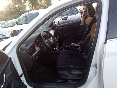 Skoda Kamiq 1.0 TSI Ambition DSG 81 kW (110 CV) 10 Skoda Kamiq 1.0 TSI Ambition DSG 81 kW (110 CV) 10