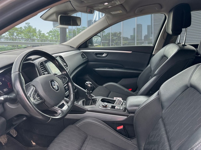 Renault Talisman Limited Blue dCi 88 kW (120 CV) Vehículo usado en Madrid Renault Talisman Limited Blue dCi 88 kW (120 CV) Vehículo usado en Madrid