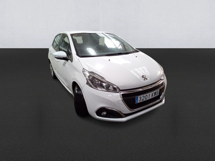 Peugeot 208 BlueHDi 100 Active 73 kW (100 CV) Vehículo usado en Madrid Peugeot 208 BlueHDi 100 Active 73 kW (100 CV) Vehículo usado en Madrid