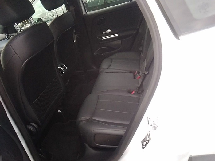 Mercedes-Benz GLA 200 D 110 kW (150 CV) Vehículo usado en Madrid Mercedes-Benz GLA 200 D 110 kW (150 CV) Vehículo usado en Madrid