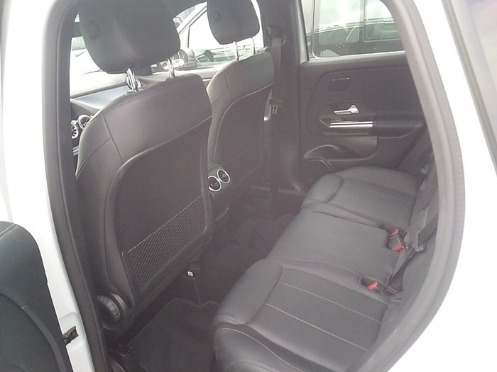 Mercedes-Benz GLA 200 D 110 kW (150 CV) Vehículo usado en Madrid Mercedes-Benz GLA 200 D 110 kW (150 CV) Vehículo usado en Madrid