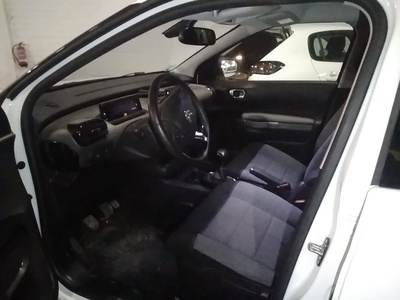 Citroen C4 Cactus BlueHDi 100 S&S C-Series 75 kW (102 CV) 7 Citroen C4 Cactus BlueHDi 100 S&S C-Series 75 kW (102 CV) 7