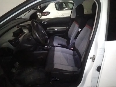 Citroen C4 Cactus BlueHDi 100 S&S C-Series 75 kW (102 CV) 11 Citroen C4 Cactus BlueHDi 100 S&S C-Series 75 kW (102 CV) 11