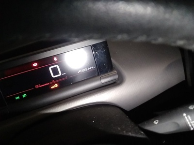 Citroen C4 Cactus BlueHDi 100 S&S C-Series 75 kW (102 CV) 12 Citroen C4 Cactus BlueHDi 100 S&S C-Series 75 kW (102 CV) 12