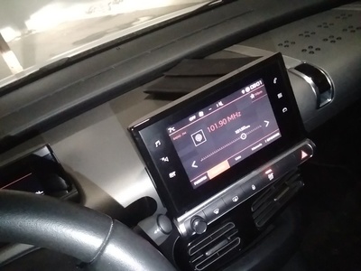 Citroen C4 Cactus BlueHDi 100 S&S C-Series 75 kW (102 CV) 14 Citroen C4 Cactus BlueHDi 100 S&S C-Series 75 kW (102 CV) 14