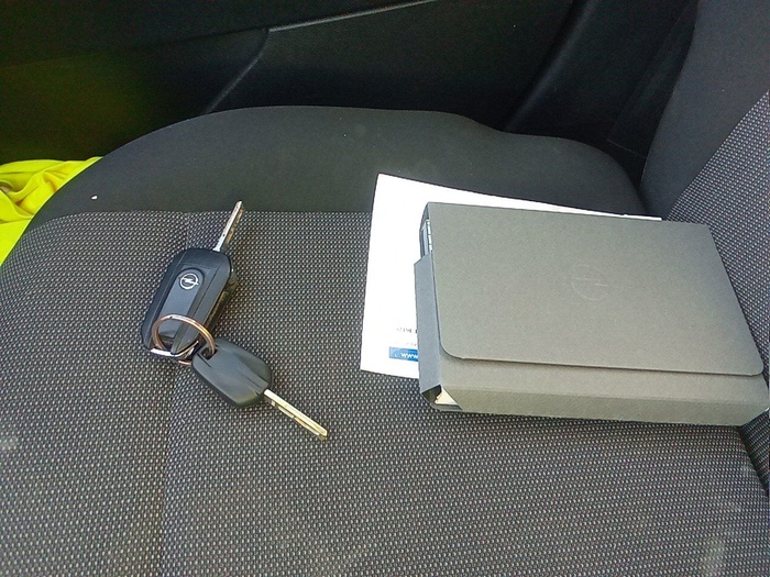 Opel Combo Furgon 1.5 TD Express L H1 75 kW (102 CV) Vehículo usado en Madrid Opel Combo Furgon 1.5 TD Express L H1 75 kW (102 CV) Vehículo usado en Madrid