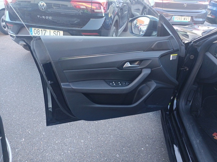 Peugeot 508 BlueHDi 130 S&S Active Pack EAT8 96 kW (130 CV) Vehículo usado en Madrid Peugeot 508 BlueHDi 130 S&S Active Pack EAT8 96 kW (130 CV) Vehículo usado en Madrid