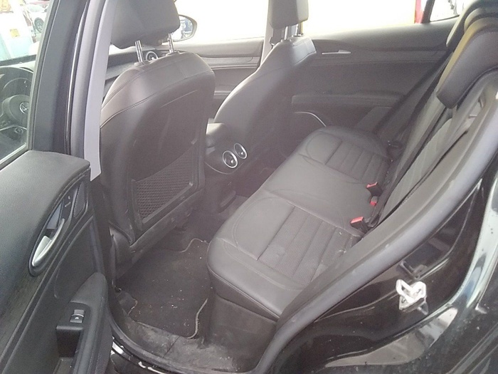 Alfa Romeo Stelvio 2.2 Diesel Executive RWD 118 kW (160 CV) Vehículo usado en Madrid Alfa Romeo Stelvio 2.2 Diesel Executive RWD 118 kW (160 CV) Vehículo usado en Madrid