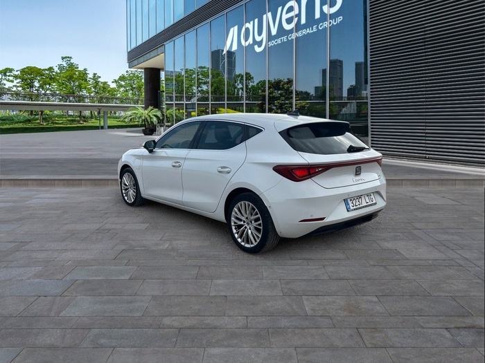 SEAT León 1.4 e-Hybrid S&S Xcellence Go L DSG-6 150 kW (204 CV) Vehículo usado en Madrid SEAT León 1.4 e-Hybrid S&S Xcellence Go L DSG-6 150 kW (204 CV) Vehículo usado en Madrid