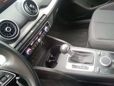 Audi Q2 Advanced 30 TDI 85 kW (116 CV) S tronic 10 Audi Q2 Advanced 30 TDI 85 kW (116 CV) S tronic 10