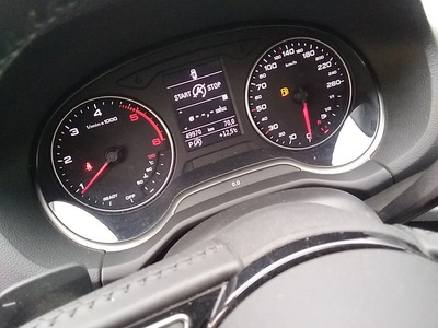 Audi Q2 Advanced 30 TDI 85 kW (116 CV) S tronic 8 Audi Q2 Advanced 30 TDI 85 kW (116 CV) S tronic 8